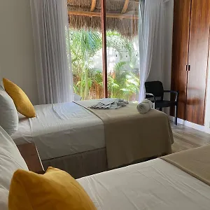 Pelicano Holbox Hotel